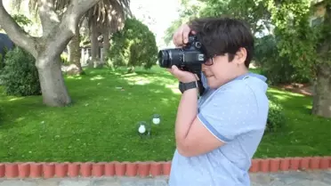 Burhaniye'de Küçük Enes Fotoğraf Sergisi Açtı