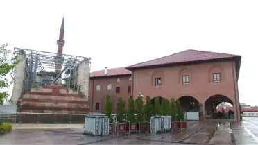 Hacı Bayram'daki Çilehane Kapılarını Cemaate Açacak (1)