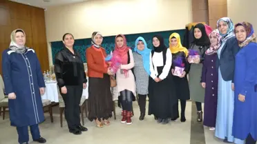 Vali Azizoğlu'nun Eşinden Anlamlı İftar Programı