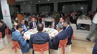 Vali Çelik, İlim Yayma Cemiyeti'nin İftar Programına Katıldı