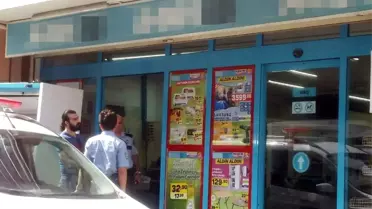 5 Dakika Arayla 2 Marketi Soyup Kayıplara Karıştılar