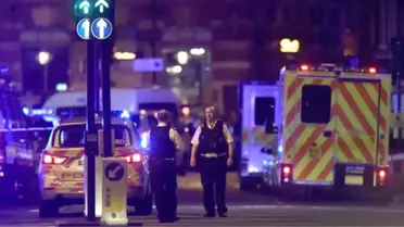 İngiltere'nin Başkenti Londra Peş Peşe Terör Saldırılarıyla Sarsıldı