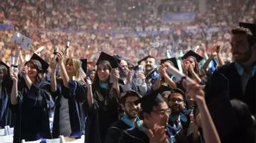 Bau Ailesinin Mezuniyet Coşkusu