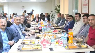 Eğitim Çalışanları İftar Yemeğinde Buluştu