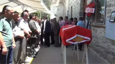 Göletine Atlayan Kadını Kurtarmaya Çalışırken Boğulan Şahıs Konya'da Toprağa Verildi