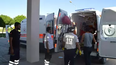 Hafif Ticari Araç Şarampole Yuvarlandı: 5 Yaralı