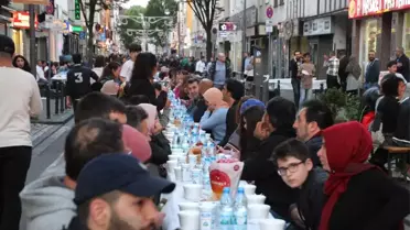 Almanya'da Bin 500 Kişilik İftar
