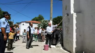 Eski Muğla Evleri Beyaza Büründü