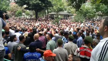 Minik Ceylin'in Cesedinin Bulunduğu Mahallede Arbede