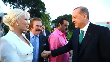 Cumhurbaşkanı Erdoğan Sporcu ve Sanatçılara İftar Verdi