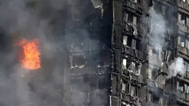 Londra'da Alev Alev Yanan 24 Katlı Binadan Acı Haber: En Az 6 Ölü Var