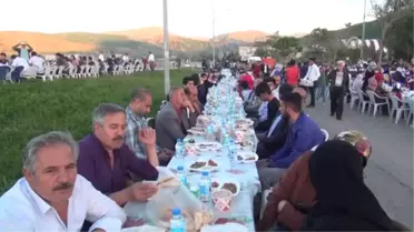 Tatvan'da 10 Bin Kişilik İftar Programı