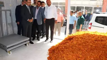 Vali Toprak Şire Pazarını Ziyaret Etti