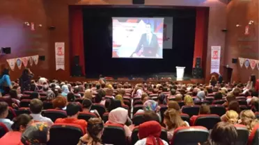 Ayvalık'ta Eğitim-öğretim Yıl Sonu Değerlendirme Semineri