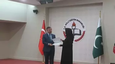 Cinnah Genç Yazarlar Kompozisyon Yarışması' Ödül Töreni