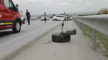 Konya'da Hafif Ticari Araç ile Otomobil Çarpıştı: 5 Yaralı