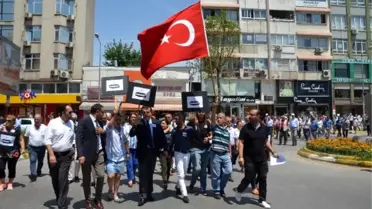 Mersin'de CHP'liler 'Adalet' İçin Yürüdü