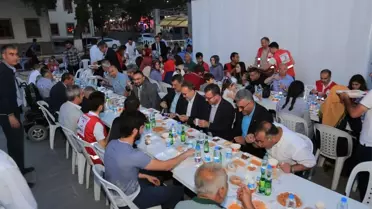 Battalgazi Belediyesi İftar Çadırında 2 Bin 500 Kişiye İftar Verildi