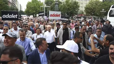 CHP'nin Berberoğlu'nun Tutuklanmasına Tepki Yürüyüşü