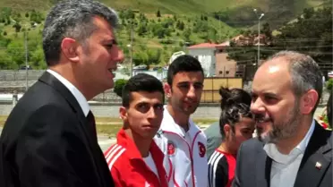 Gençlik ve Spor Bakanı Kılıç Bitlis'te