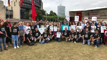 Düsseldorf'ta CHP'lilerden 'Adalet Yürüyüşü'ne Destek