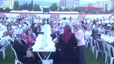 Kaynak: (Kılıçdaroğlu) Yollara Düşüp Protesto Eylemlerinde Bulunması Akla Ziyan Bir Iştir'