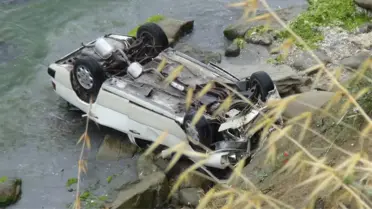 Tekirdağ'da Otomobil Uçuruma Yuvarlandı: 2 Yaralı