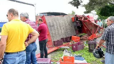 Dha Yurt: Mersin' de Tır' A Tarım İşçilerini Taşıyan Kamyonet Çarptı; 3 Ölü