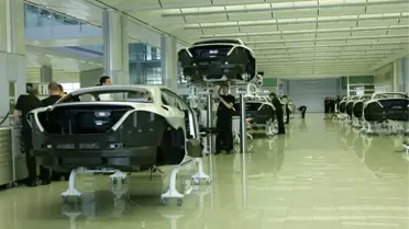 Mercedes'in Rusya'ya Yapacağı Fabrikanın İhalesini Türk Firma Aldı