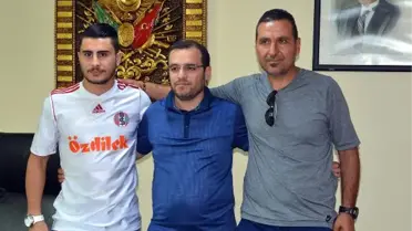 Turgutluspor Yaşar Yılmaz'la İmzaladı