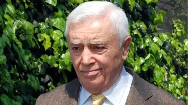 Eski TBMM Başkanı Karaduman Vefat Etti