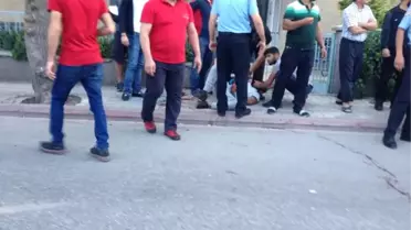 Kavgaya Müdahale Eden Polisin Silahından Çıkan Kurşunla Yaralandı
