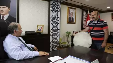 Vali Doğanay, Ramazan Davulcusuna Teşekkür Etti