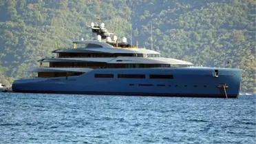 Ünlü Milyarderin Lüks Yatı Marmaris Körfezi'ne Demir Attı