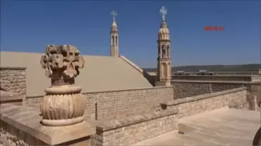 Mardin CHP'lilerden Süryani Manastırına Ziyaret