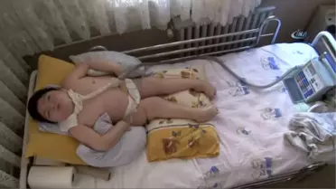 Acılı Anne, Yatağa Mahkum 7 Yaşındaki Mert Ali İçin Cumhurbaşkanına Çağrı Yaptı