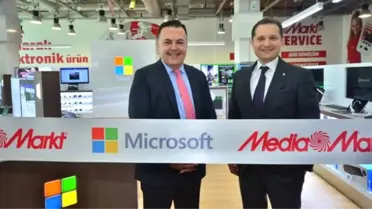 Türkiye'de İlk Mağazasını Açan Microsoft Yatırımlarını Sürdürecek