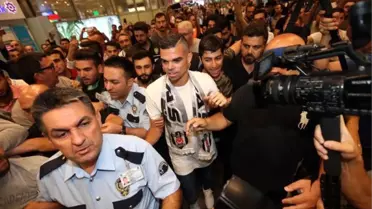 Beşiktaş'ın Yeni Stoperi Pepe Geldi