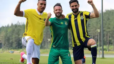 Fenerbahçe'nin Forma Tanıtımı Yapıldı