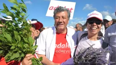 CHP'li Balbay, 'Adalet Yürüyüşü'ne Katılanların Evine Misafir Oldu