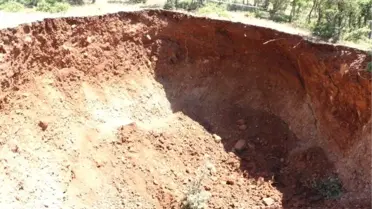 Bingöl'de Hes Çalışmalarının Açtığı Dev Yarıklar Korkutuyor