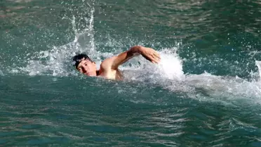 Alanya'da Sıcaktan Bunalanlar Serin Sulara Akın Etti