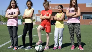 Tepebaşı'nın Futbolcu Kızları İddialı