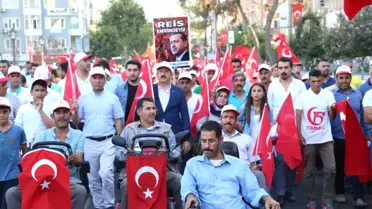 Belediye Başkanı Mehmet Ekinci, Gençlerle Yürüyüşe Katıldı