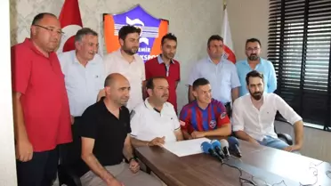 Karabükspor, Troje ile 1 Yıllık Sözleşme İmzaladı