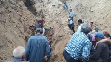 Su Kuyusu Açarken Toprak Altında Kalan Kişi Öldü