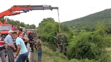 Devrilen Traktörün Altında Kalan Sürücü Öldü