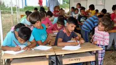 Mevsimlik İşçi Çocukları İçin Çadırda Yaz Okulu