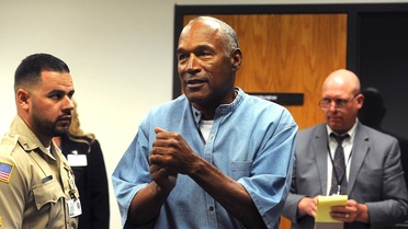 Amerikalı Eski Futbolcu O.j. Simpson'a Şartlı Tahliye