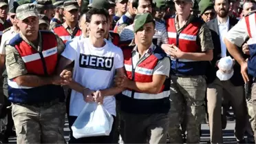 Hero Yazılı Tişörtlerin Talimatı Darbe Girişiminden 1 Ay Sonra Verilmiş